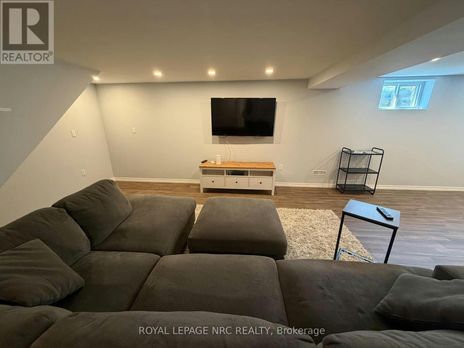 15 Springhead (Lower Gardens, Welland, ON, L3C 5A7 - 34