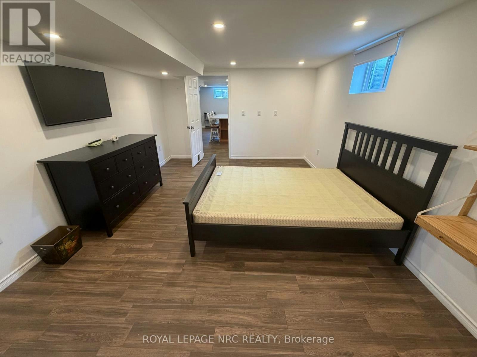 15 Springhead (Lower Gardens, Welland, ON, L3C 5A7 - 23