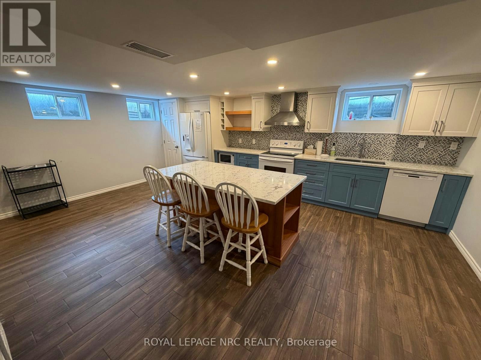 15 Springhead (Lower Gardens, Welland, ON, L3C 5A7 - 6