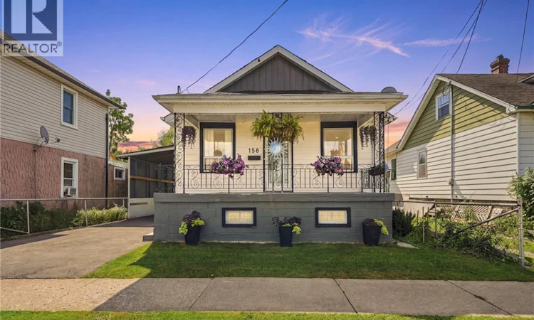 158 Niagara Falls Road