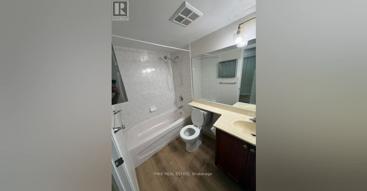 1119-230 Queens Quay, Toronto, ON, M5J 2X1 - 5