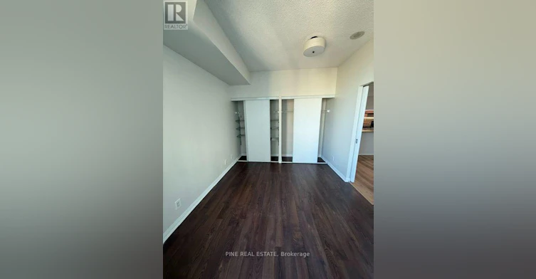 1119-230 Queens Quay, Toronto, ON, M5J 2X1 - 15