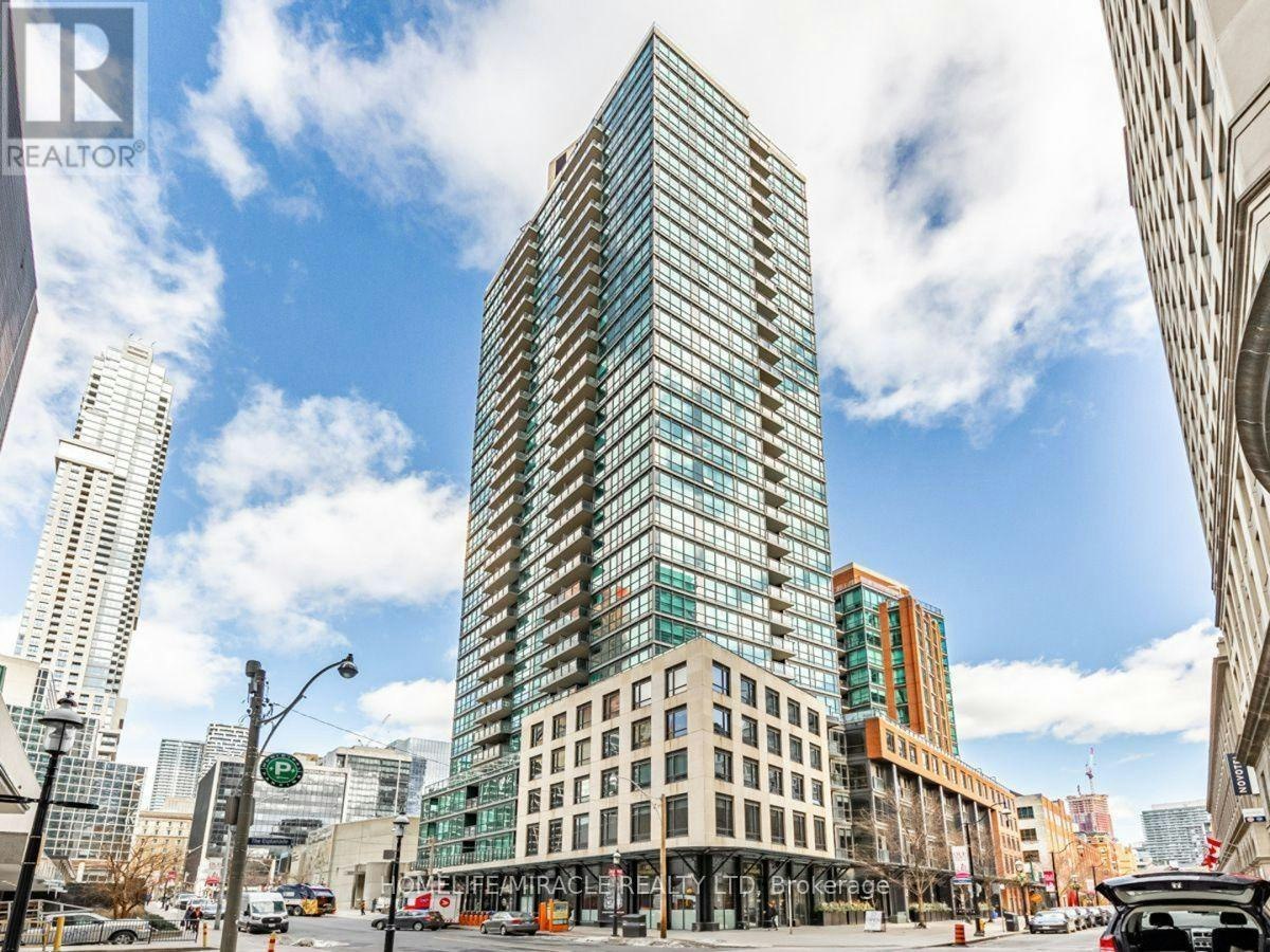 202W-1 Scott Street, Toronto, ON, M5E 1A1