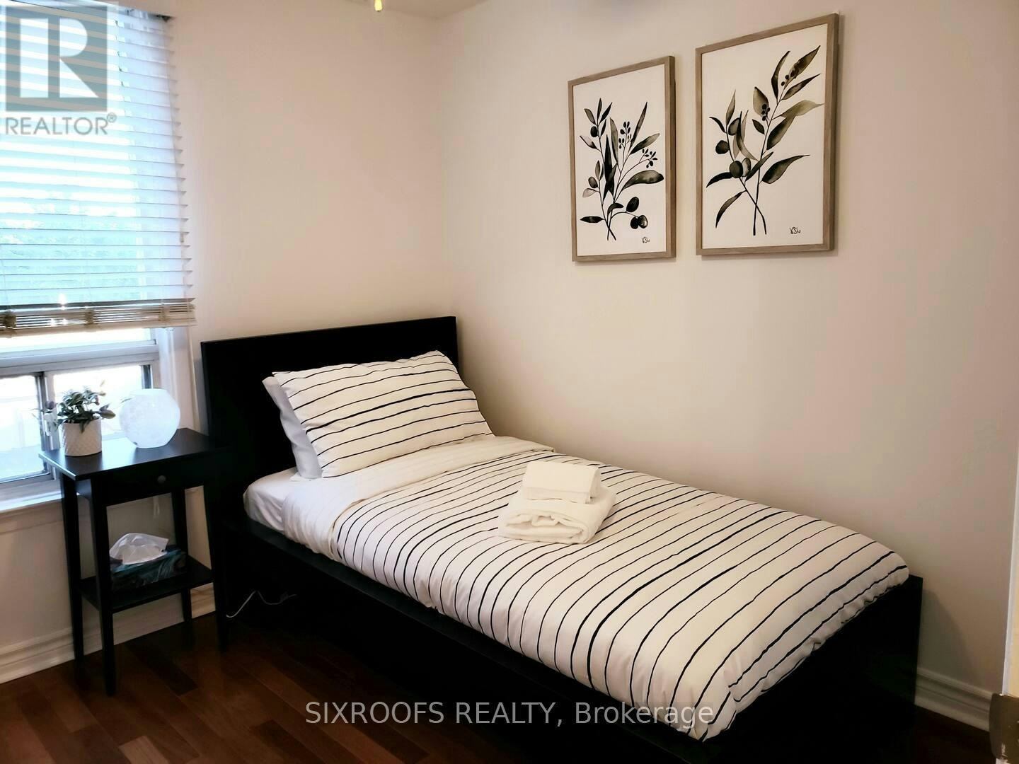 29 Dunkirk Road, Toronto, ON, M4C 2M1 - 9