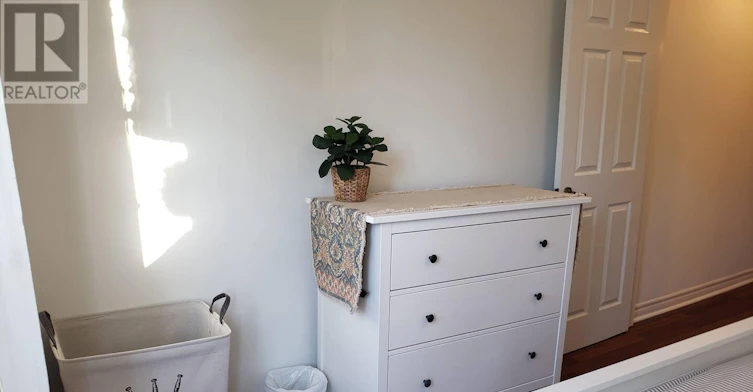 29 Dunkirk Road, Toronto, ON, M4C 2M1 - 7
