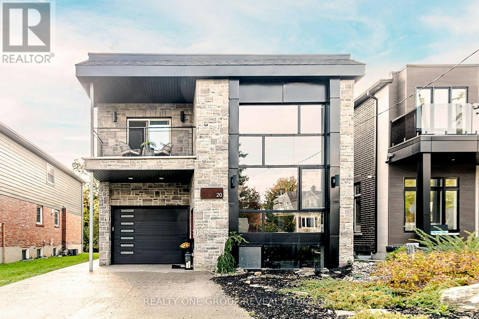 20 Gradwell Drive, Toronto, ON, M1M 2M9