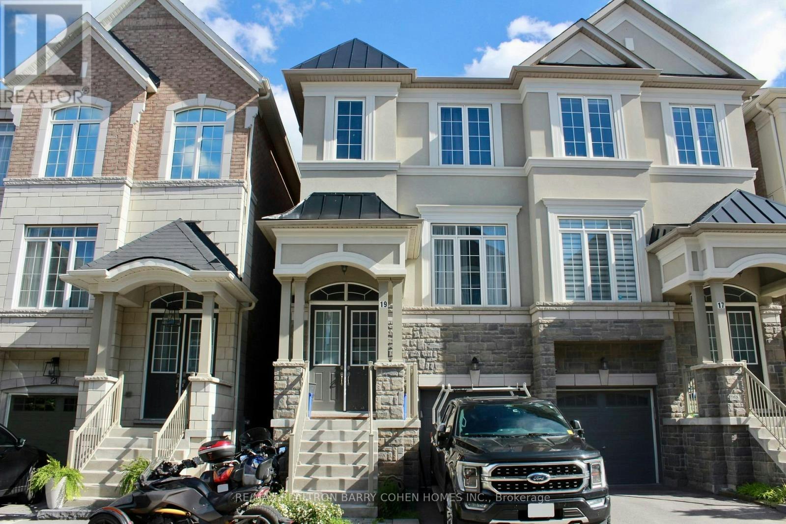 19 Latchford Lane, Richmond Hill, ON, L4C 7V6