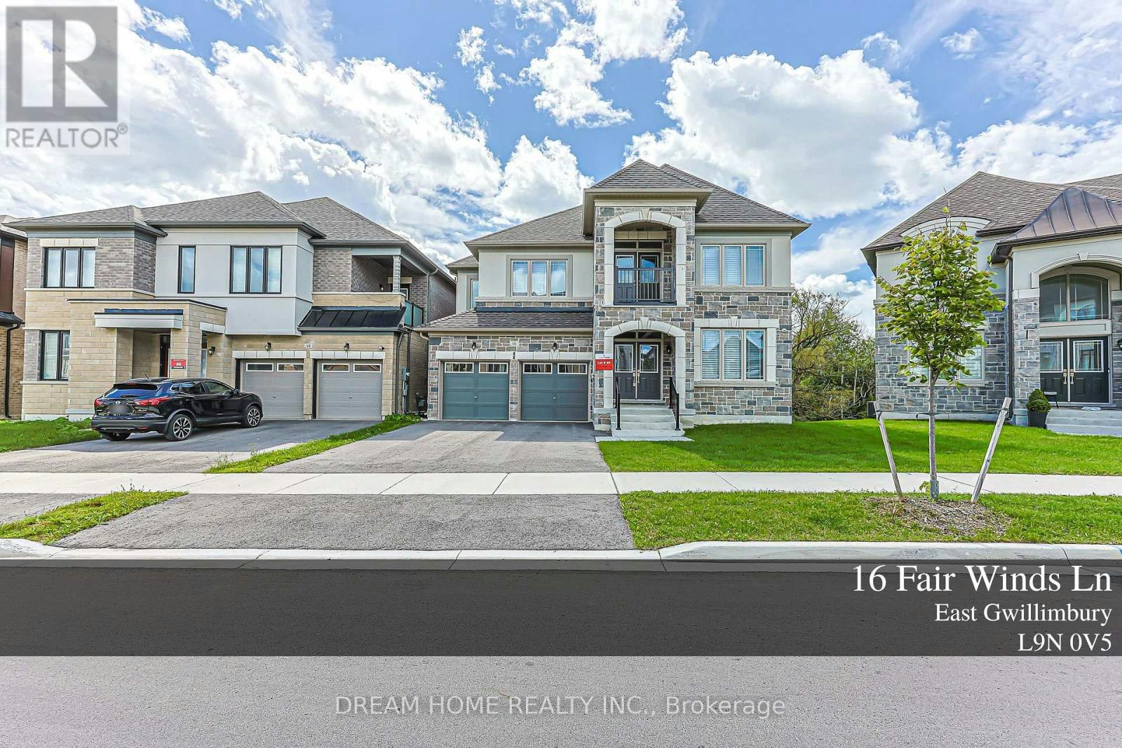16 Fair Winds Lane, East Gwillimbury, ON, L9N 0V5