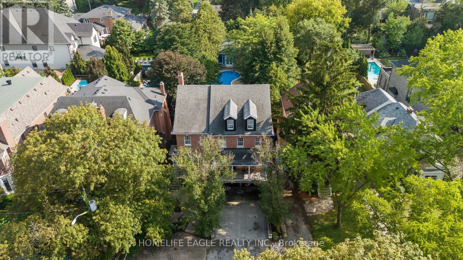 93 Hillview Road, Aurora, ON, L4G 2M6