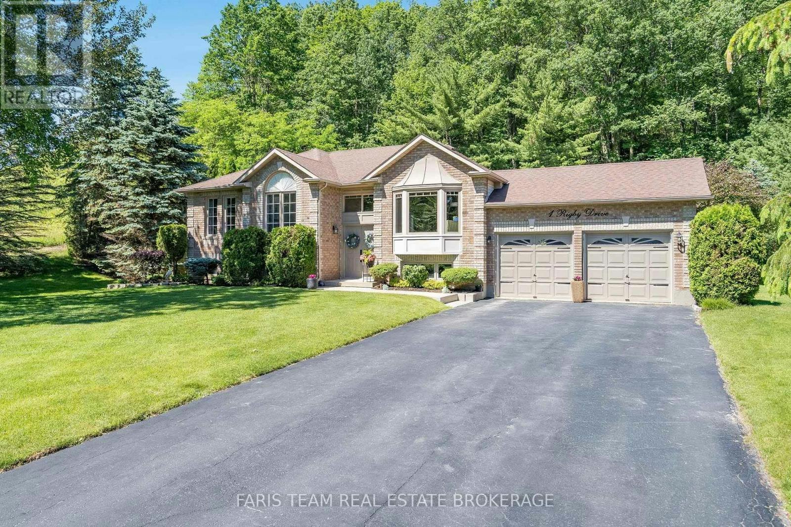 1 Rigby Drive, Wasaga Beach, ON, L9Z 1J1