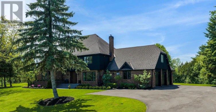 27 Chantelay Crescent, Halton Hills, ON, L7G 4S5 - 4
