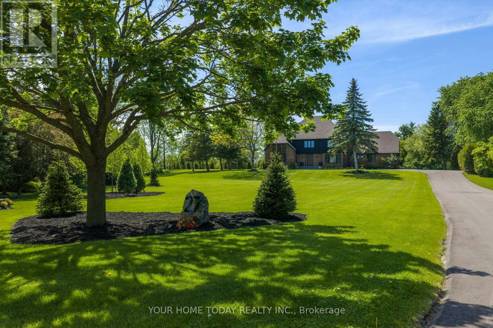 27 Chantelay Crescent, Halton Hills, ON, L7G 4S5 - 5