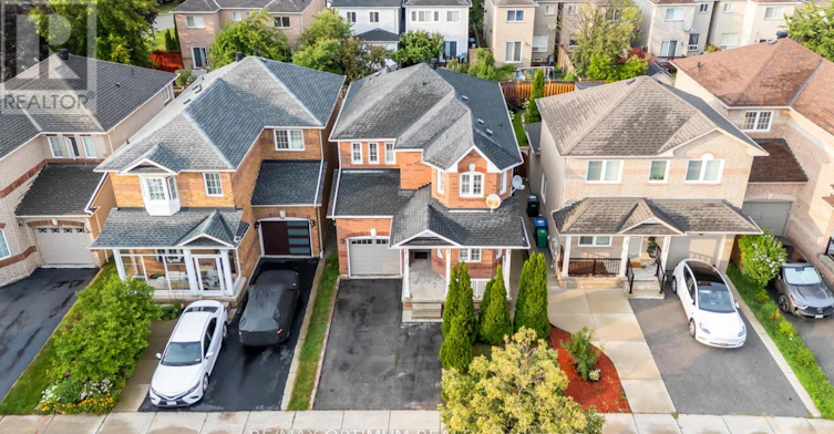 7181 Tabbyman Walk, Mississauga, ON, L5W 1K4 - 2