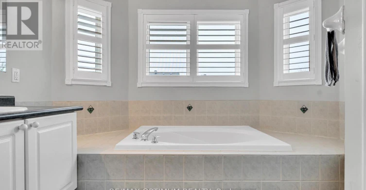 7181 Tabbyman Walk, Mississauga, ON, L5W 1K4 - 23
