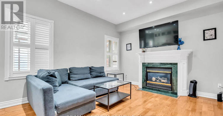 7181 Tabbyman Walk, Mississauga, ON, L5W 1K4 - 10