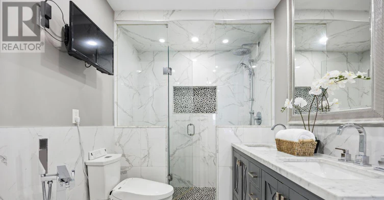 UPPER-219 Mcroberts Avenue, Toronto, ON, M6E 4P3 - 18