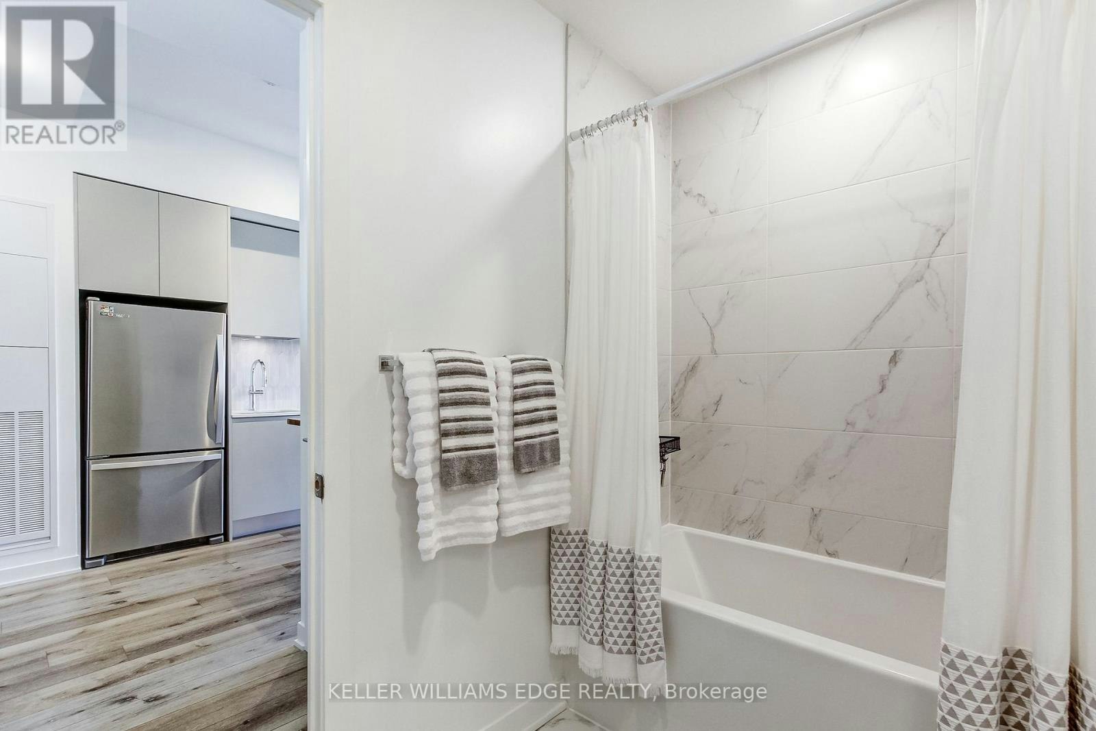 PH03-405 Dundas Street W, Oakville, ON, L6M 5P9 - 25