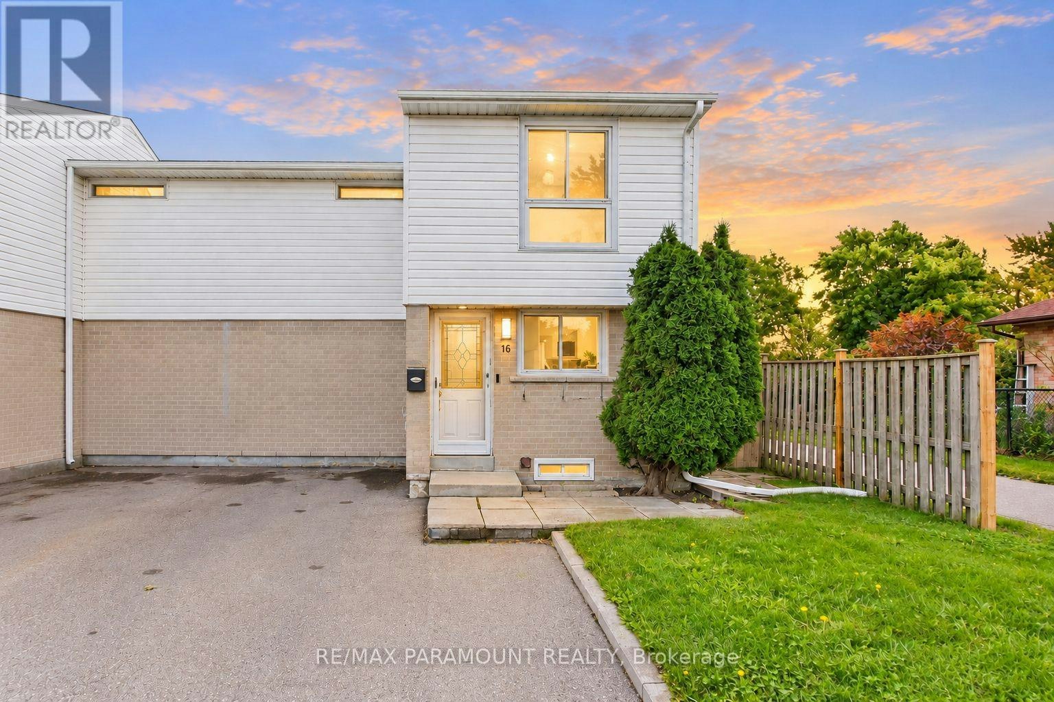 16 Gleneaden Court, Brampton, ON, L6S 2J7