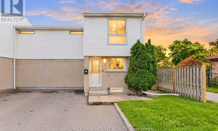 16 Gleneaden Court
