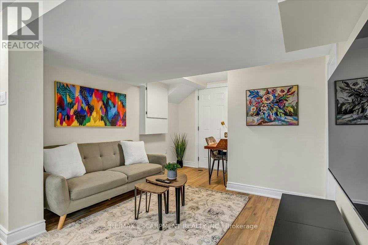 LOWER-58 Columbia Drive, Hamilton, ON, L9C 3Y2 - 17