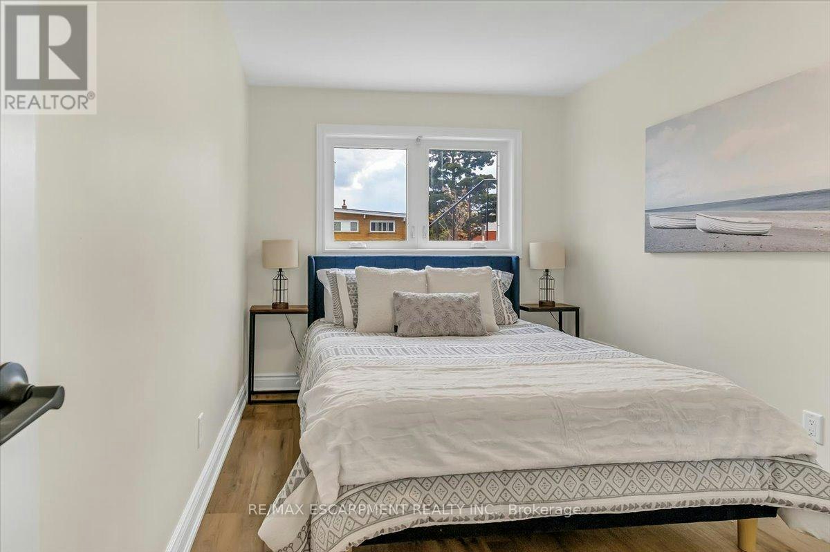LOWER-58 Columbia Drive, Hamilton, ON, L9C 3Y2 - 8