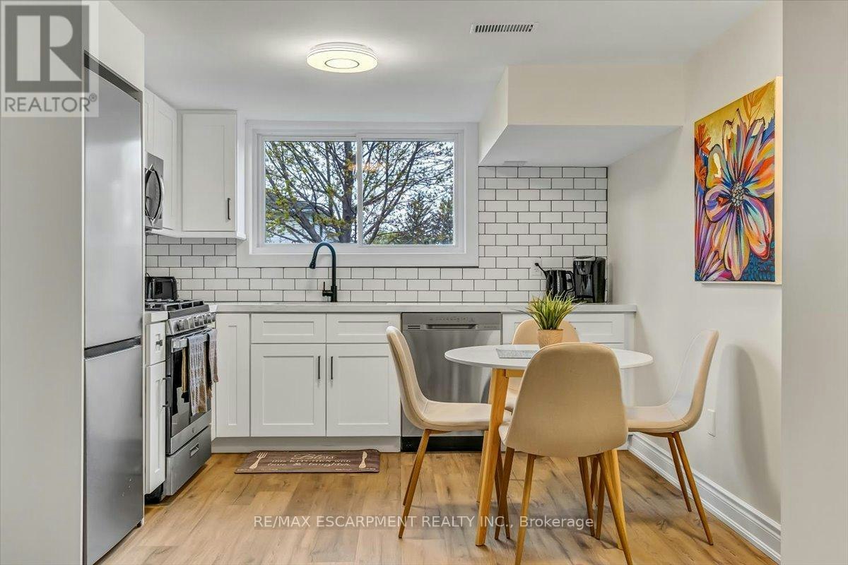 LOWER-58 Columbia Drive, Hamilton, ON, L9C 3Y2 - 11