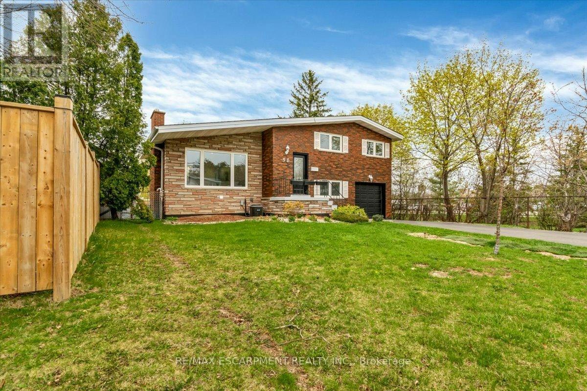LOWER-58 Columbia Drive, Hamilton, ON, L9C 3Y2 - 2