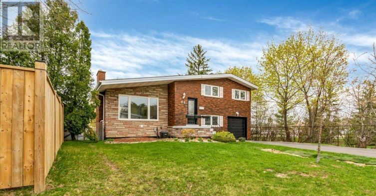 LOWER-58 Columbia Drive, Hamilton, ON, L9C 3Y2 - 2