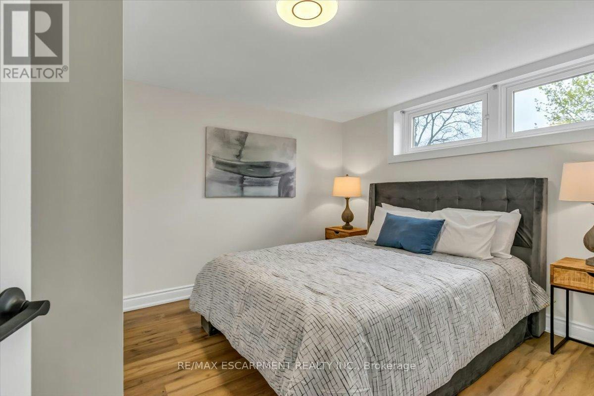 LOWER-58 Columbia Drive, Hamilton, ON, L9C 3Y2 - 19