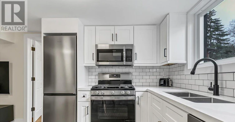 LOWER-58 Columbia Drive, Hamilton, ON, L9C 3Y2 - 13