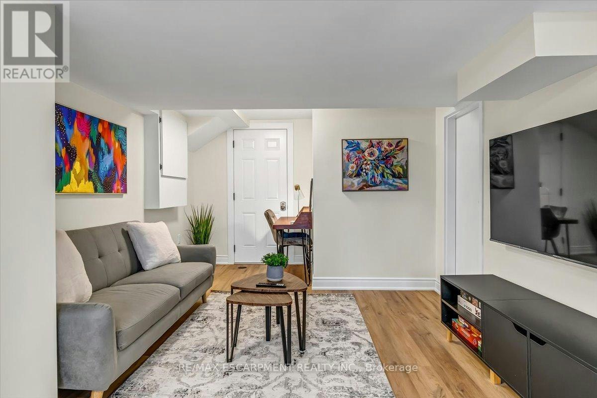 LOWER-58 Columbia Drive, Hamilton, ON, L9C 3Y2 - 15