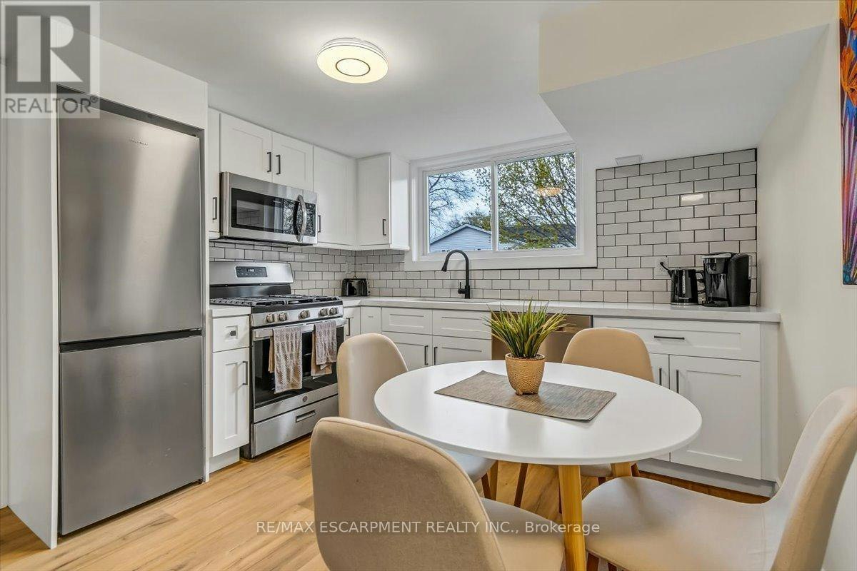 LOWER-58 Columbia Drive, Hamilton, ON, L9C 3Y2 - 12