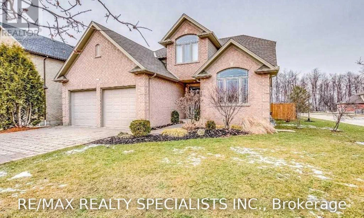 404 Carriage Way SOUTH