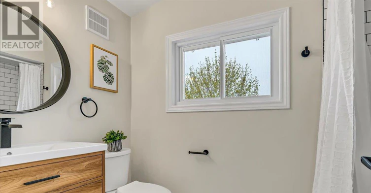 UPPER-58 Columbia Drive, Hamilton, ON, L9C 3Y2 - 13