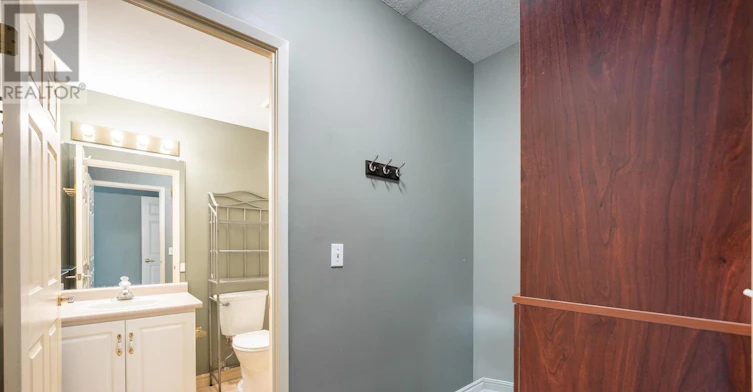 403-405 Erb Street W, Waterloo, ON, N2L 1W7 - 21