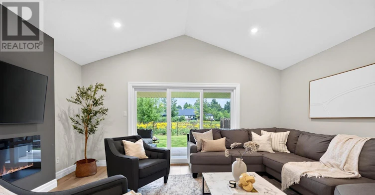 72 Sparkys Way, Southwold, ON, N5P 0E9 - 16