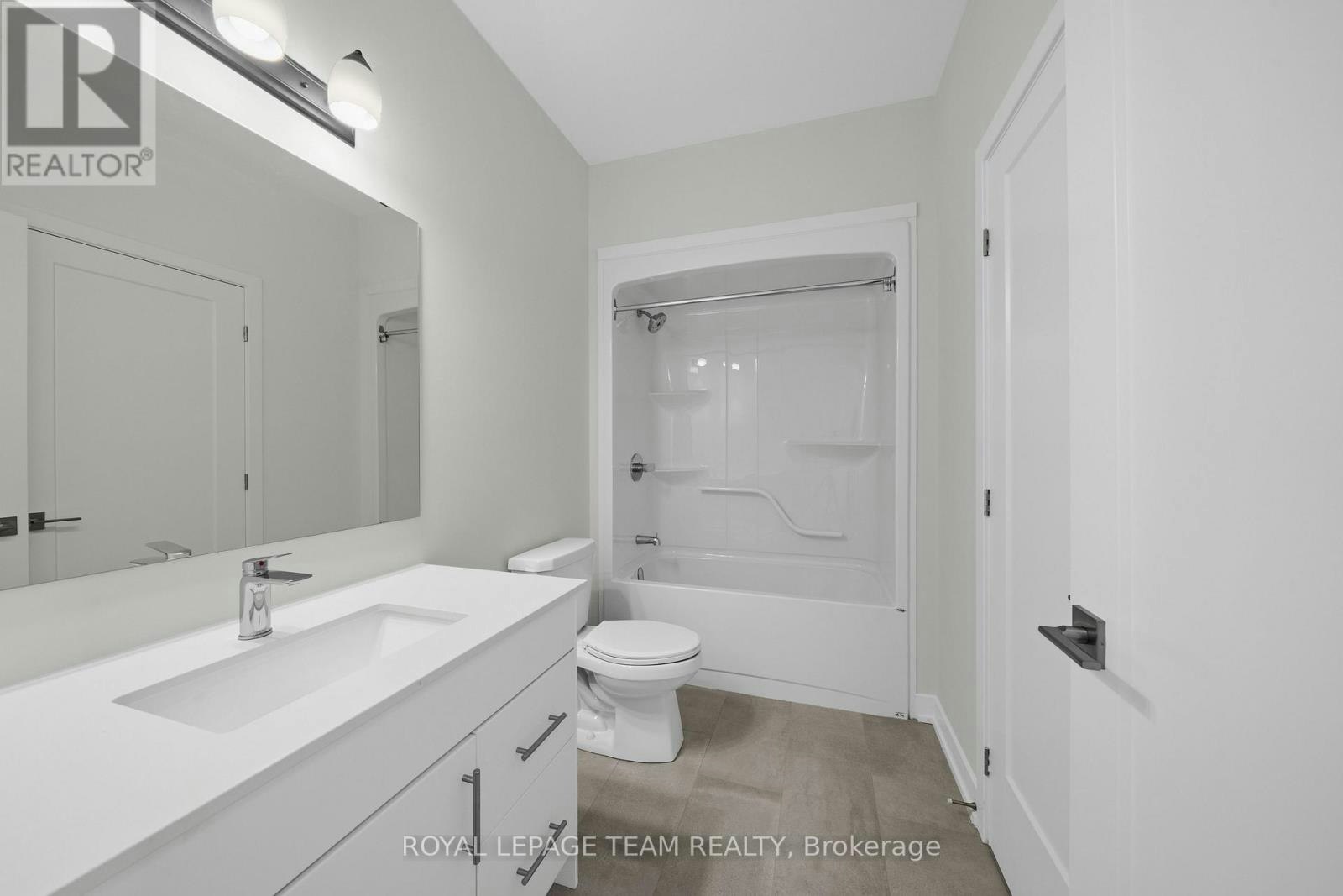 1064 Dobbie Street, Brockville, ON, K6V 0G8 - 9