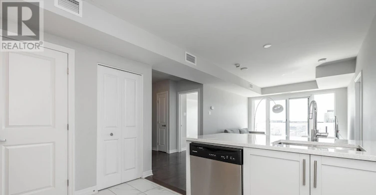1602-195 Besserer Street, Ottawa, ON, K1N 0B6 - 9