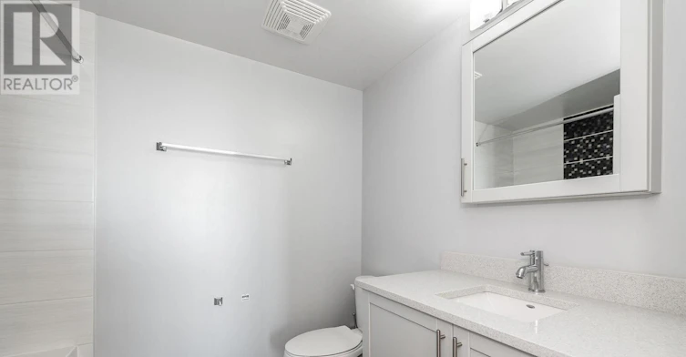 1602-195 Besserer Street, Ottawa, ON, K1N 0B6 - 18
