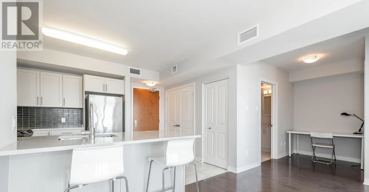 1602-195 Besserer Street, Ottawa, ON, K1N 0B6 - 10