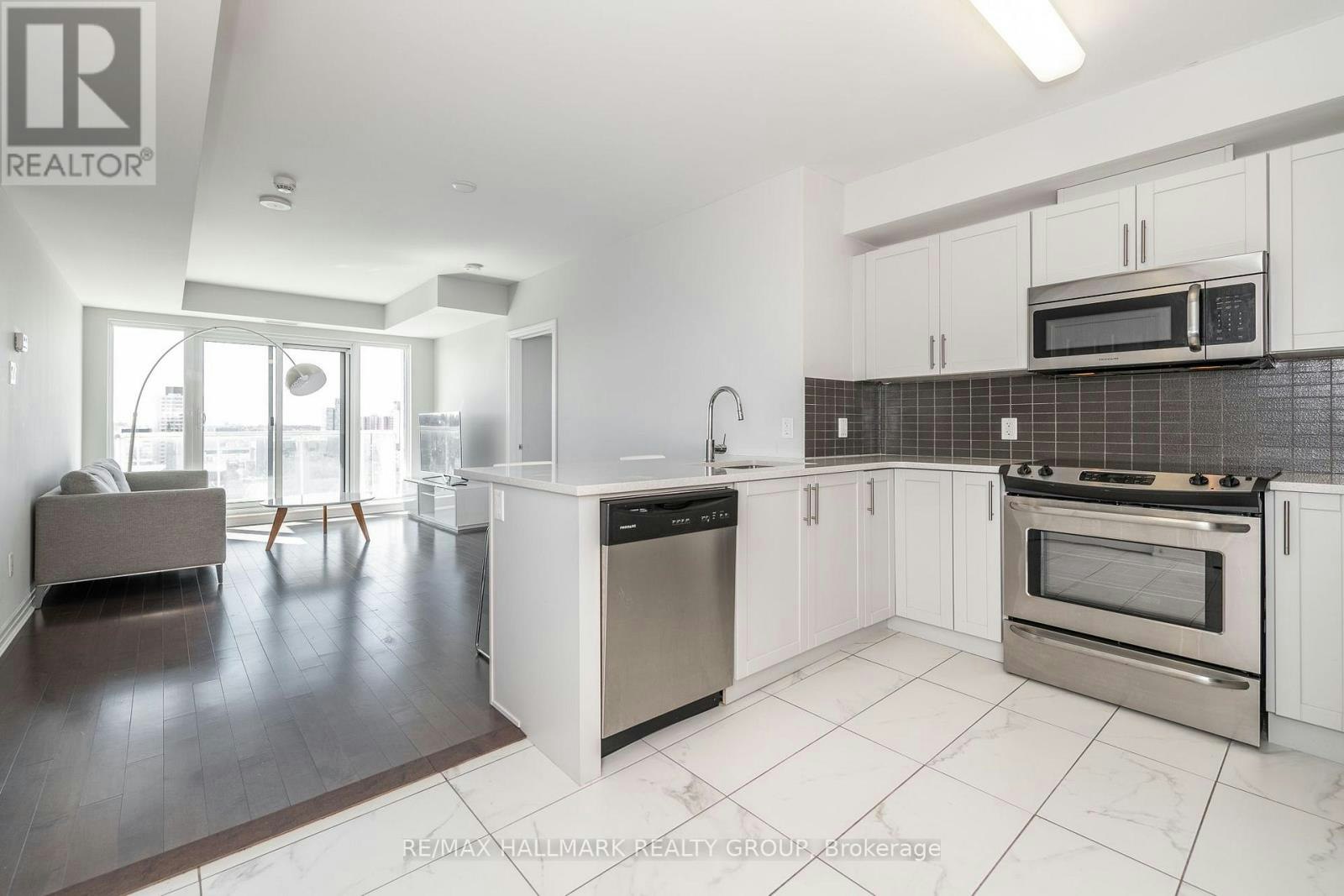 1602-195 Besserer Street, Ottawa, ON, K1N 0B6 - 8