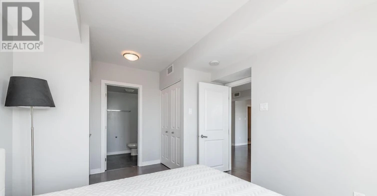 1602-195 Besserer Street, Ottawa, ON, K1N 0B6 - 17