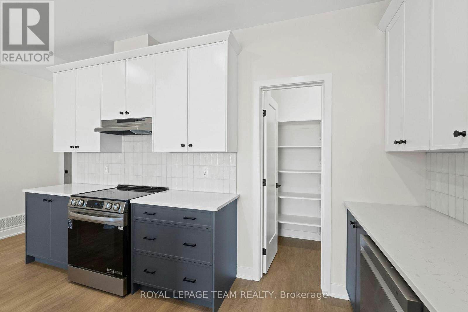 1031 Moore Street, Brockville, ON, K6V 7N1 - 10