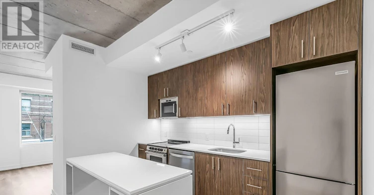 307-115 Larchmount Avenue, Toronto, ON, M4M 2Y6 - 3