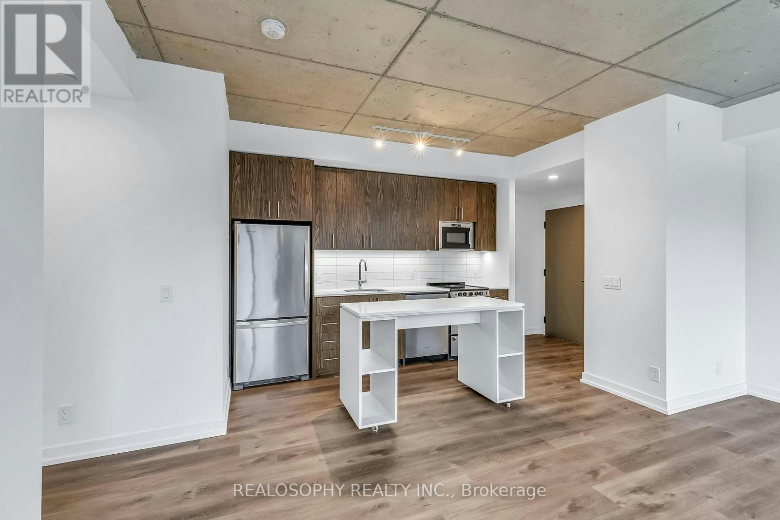 403-115 Larchmount Avenue, Toronto, ON, M4M 2Y6 - 3