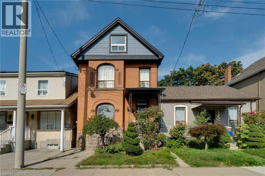 23 Oak Avenue, Hamilton, ON, L8L 5M7