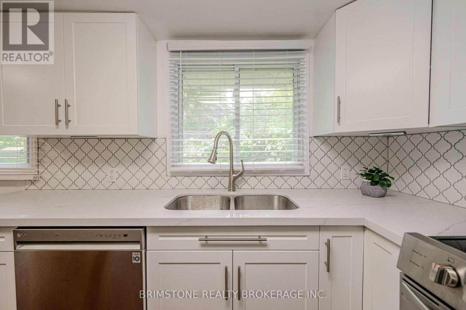 3923 Algonquin Avenue, Innisfil, ON, L9S 2M3 - 8