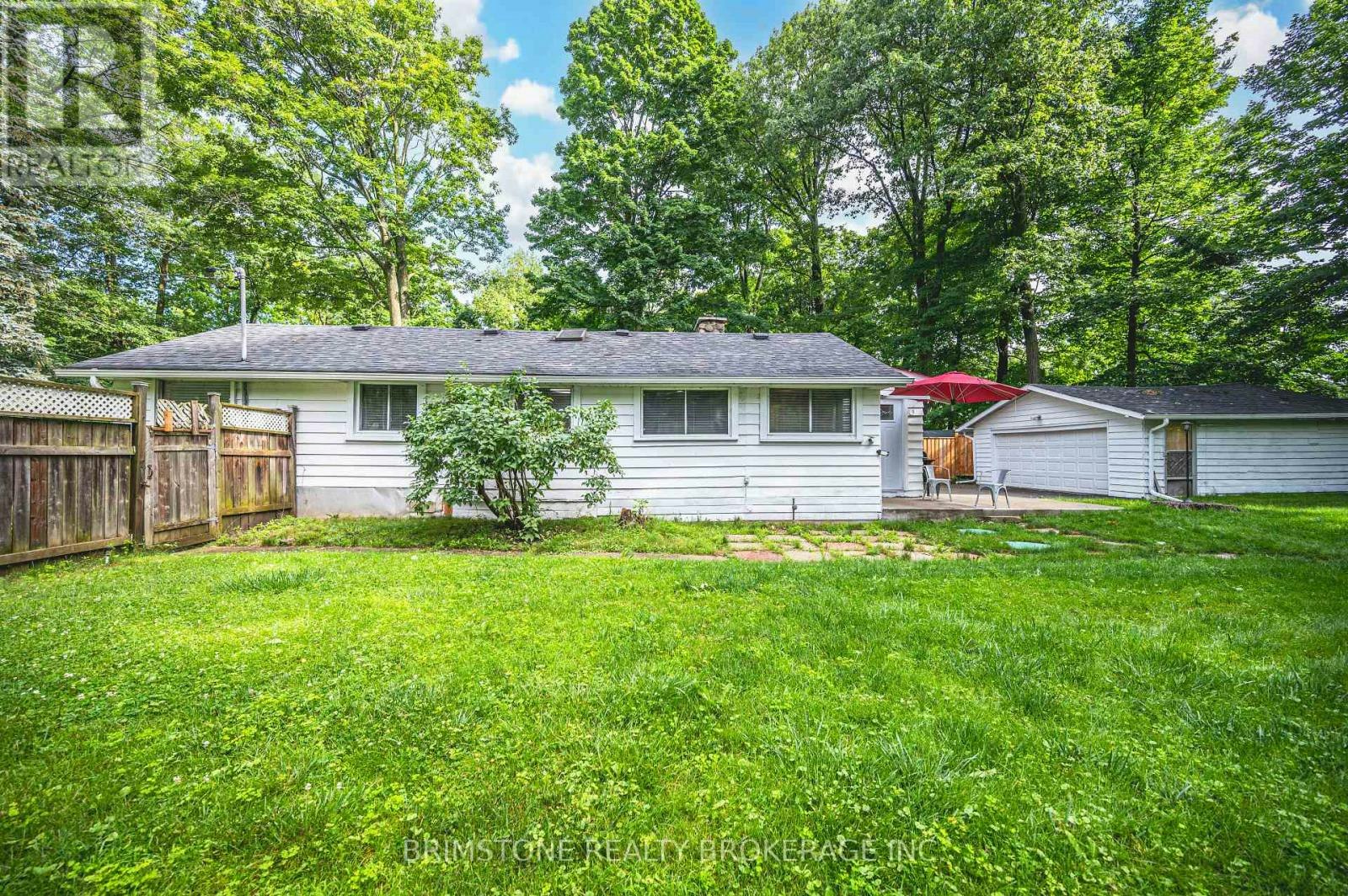3923 Algonquin Avenue, Innisfil, ON, L9S 2M3 - 3
