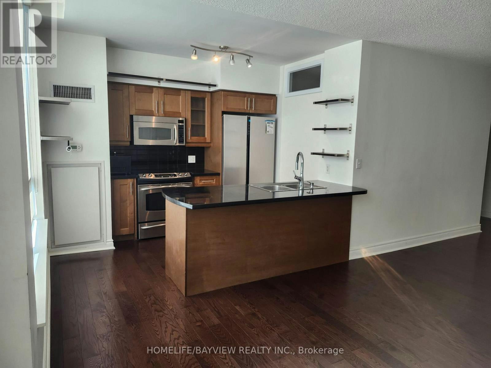 404-1900 Lake Shore Boulevard W, Toronto, ON, M6S 1A4 - 3