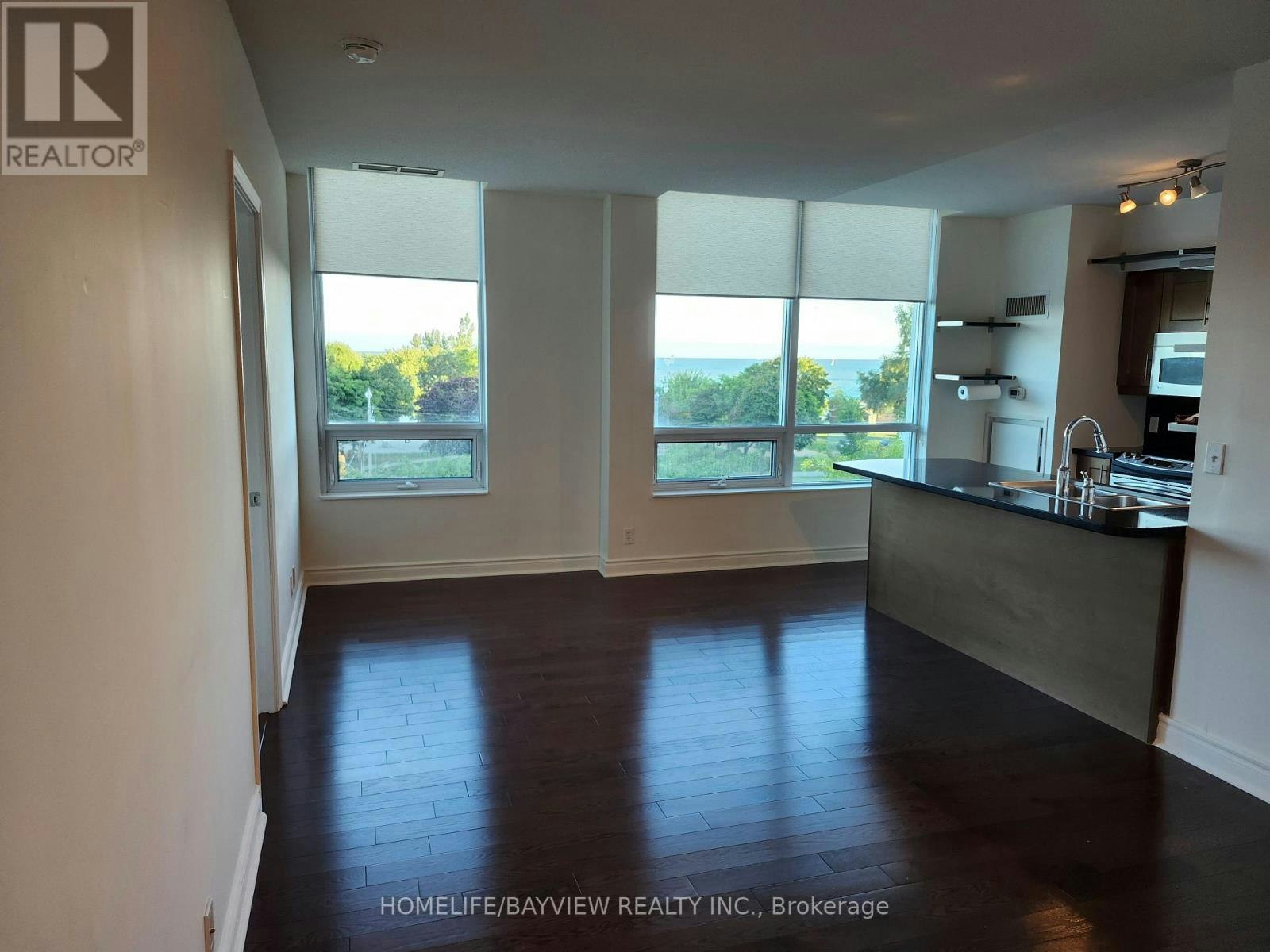 404-1900 Lake Shore Boulevard W, Toronto, ON, M6S 1A4 - 2